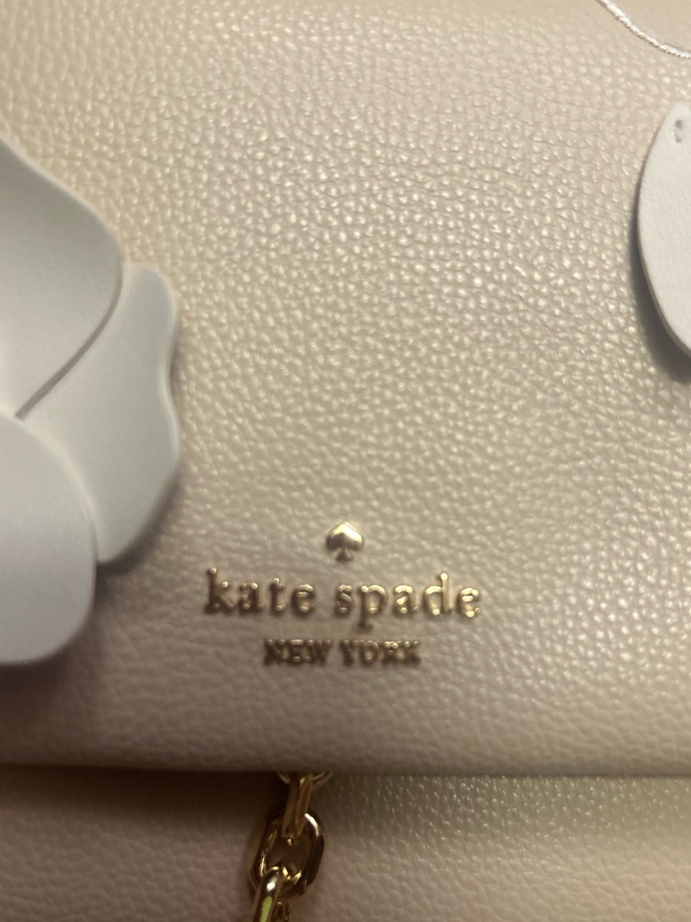 NWOT KATE SPADE floral appliqué crossbody bag. - Picture 4 of 16